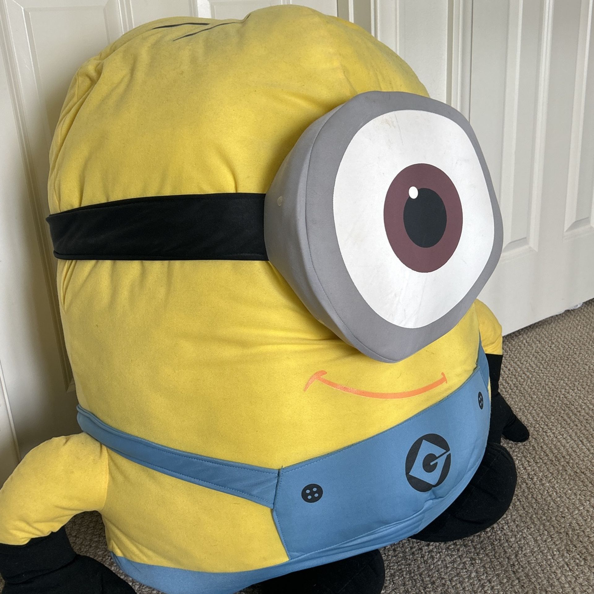 Big minion Plushie
