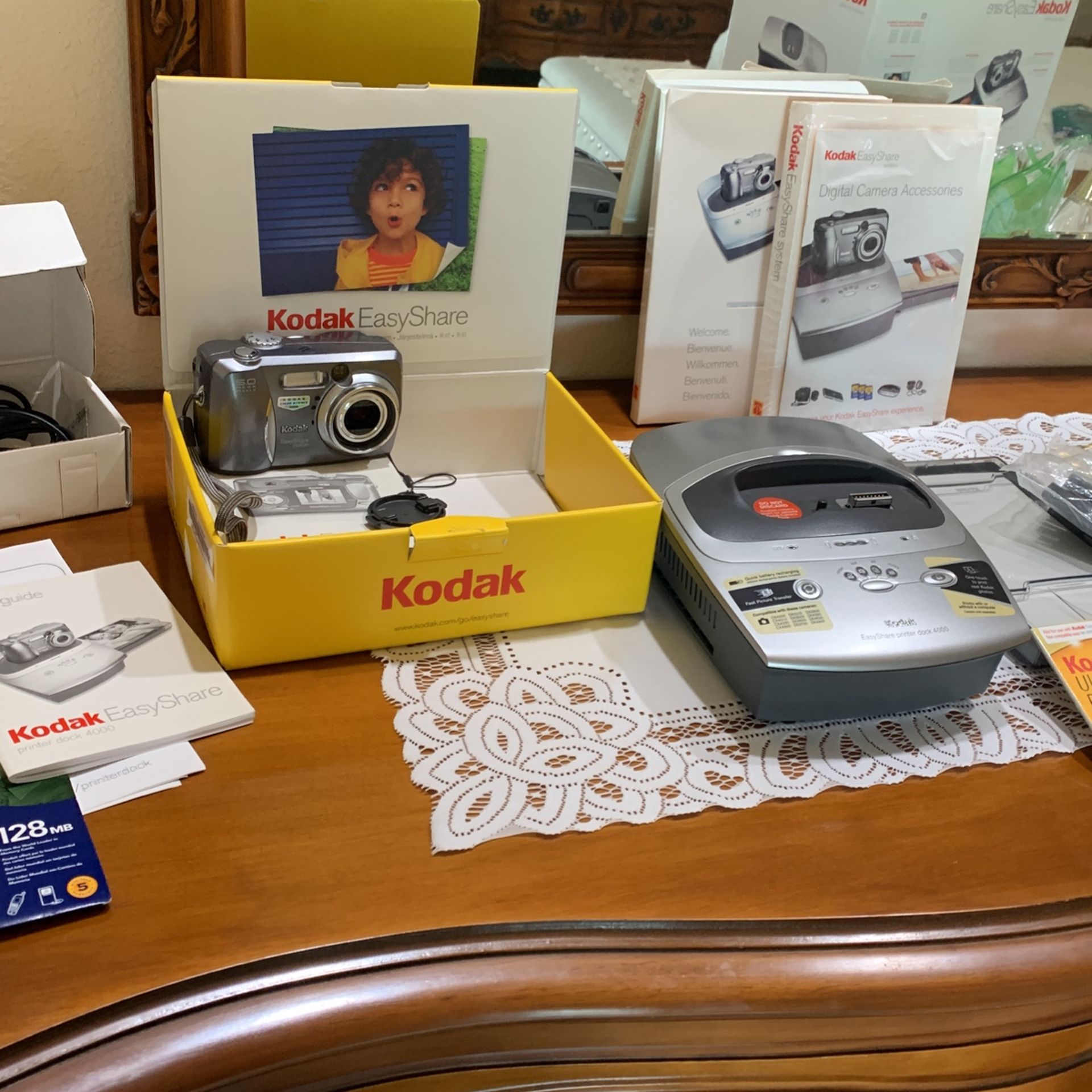Kodak EasyShare Zoom Digital Camera & Printer Dock