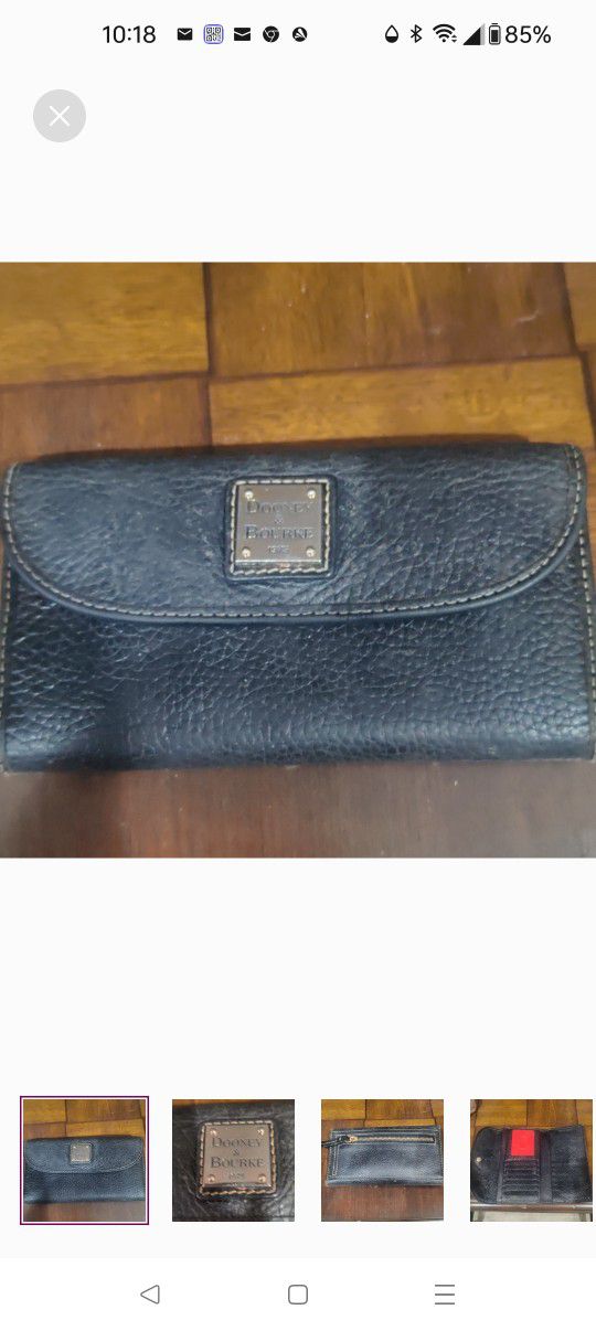 Dooney & Bourke Pebbled Leather Full Wallet