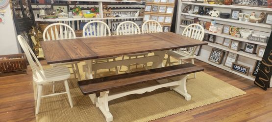 Beautiful solid oak trestle dining table, 2 leaves, Bench & 6 Windsor chairs