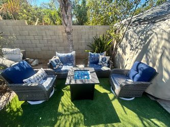 Patio set outdoor furniture brand new