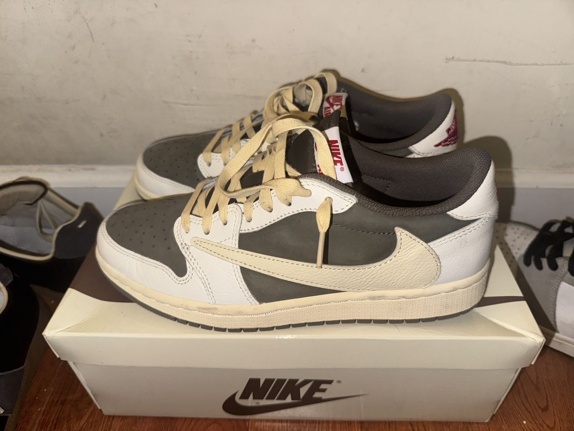 Nike Jordan1 Low OG Travis Scott Reverse Mocha