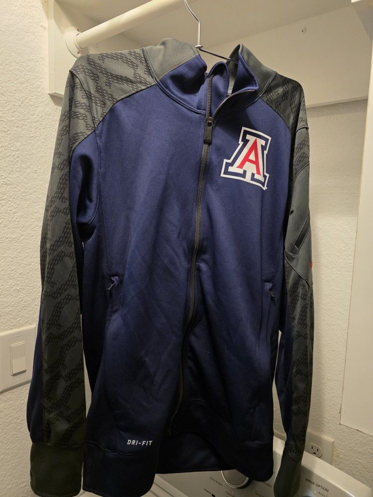 Nike Sports Sweatshirt