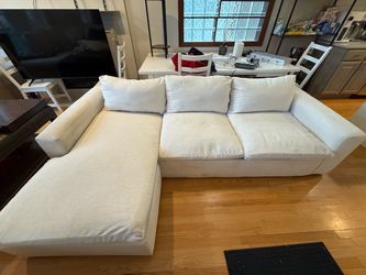 White Sectional Couch (DELIVERY OFFERED)