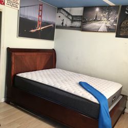 🍁queen Size Bed Set🍁