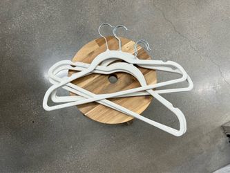 49 Cream Velvet Clothes Hangers