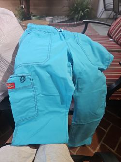 Scrubs small