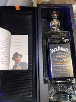 Jack Daniel Sinatra Select bottle  