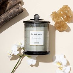 Brand New La Jolie Muse Moroccan Amber Soy Candle 10 oz (still sealed in box !)