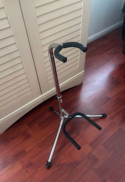 Guitar stand