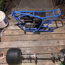 Mini bike frame with engjne