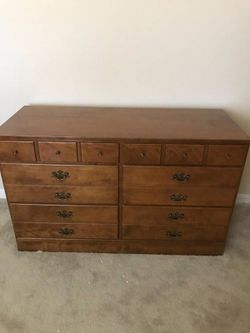 Vintage Ethan Allen dresser