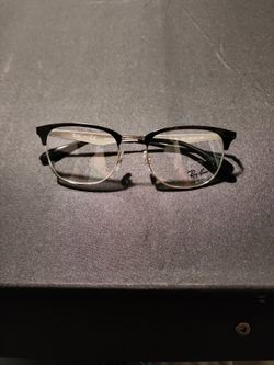 Ray-Ban 