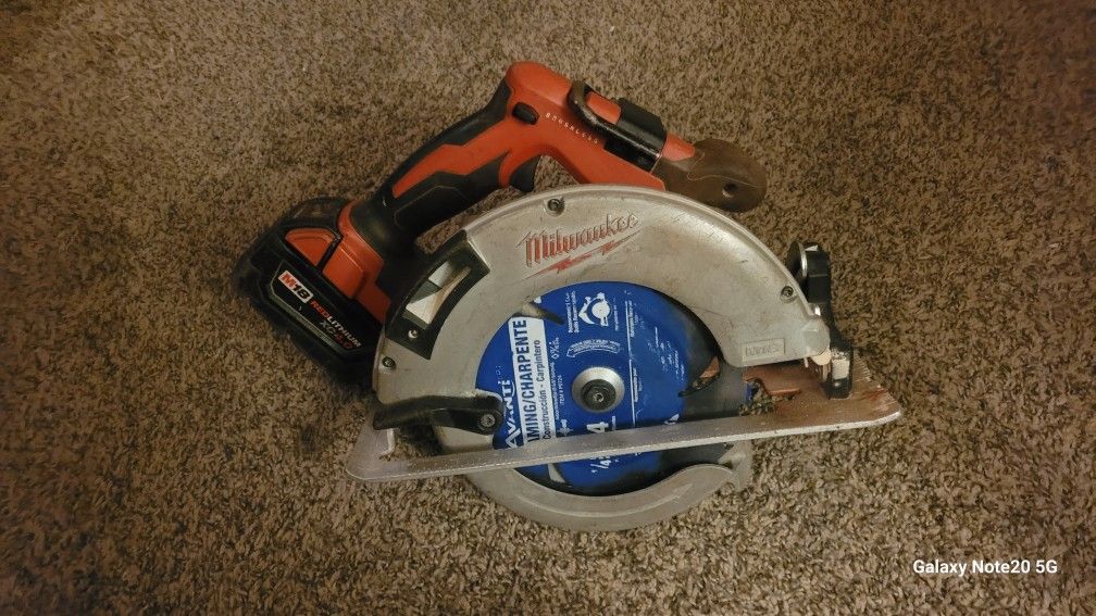 Milwaukee M18 Circular Saw