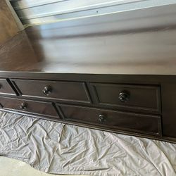 Ashely Furniture Coffee Table