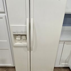 Refrigerator/Freezer & Range 
