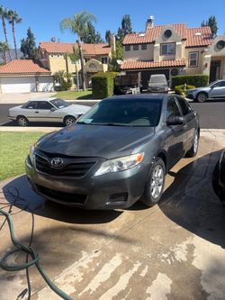 2010 Toyota Camry le