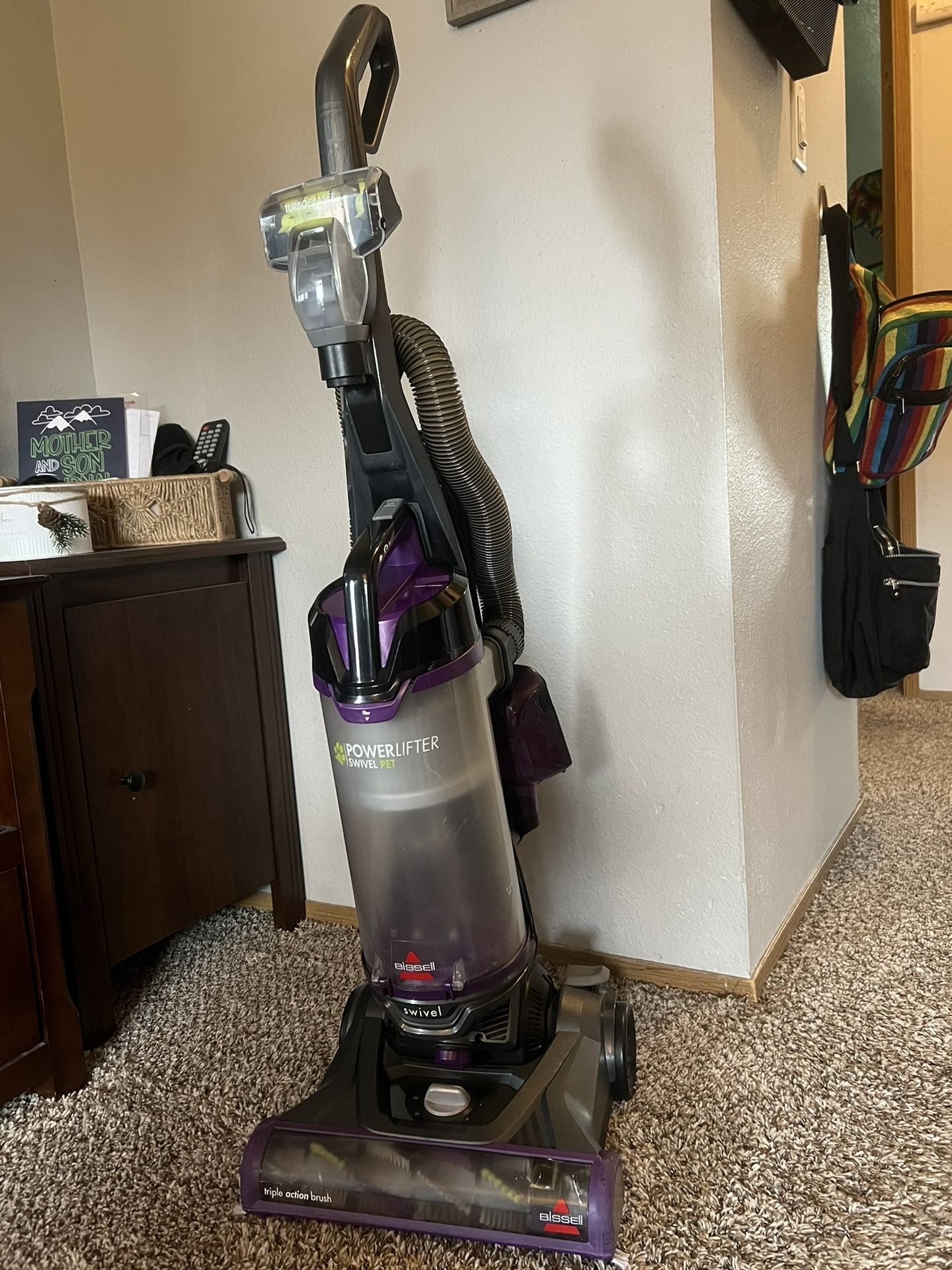 Bissell Pet Vacuum 