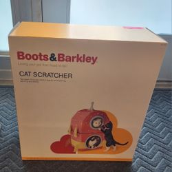 Boots & Barkley New Cat Scratcher Furniture 2x Spaceship