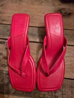 Women's Gianni bini red heels