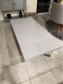 City Furniture Axel Coffee Table + Matching End Table Set