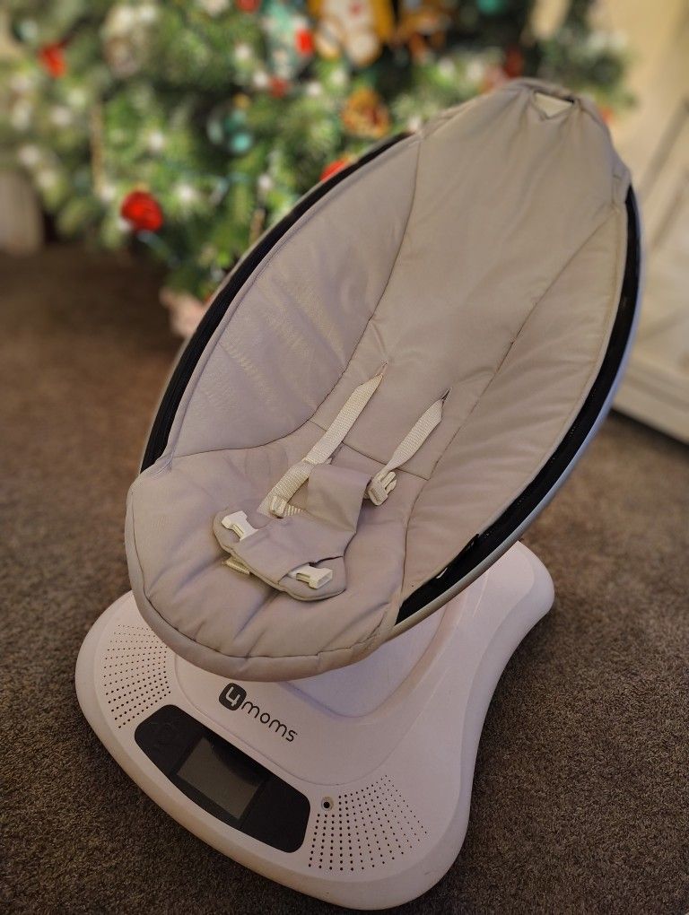 4moms MamaRoo Multi-Motion Baby Swing