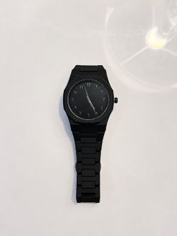 Black Minimalist Arabic Number Watch