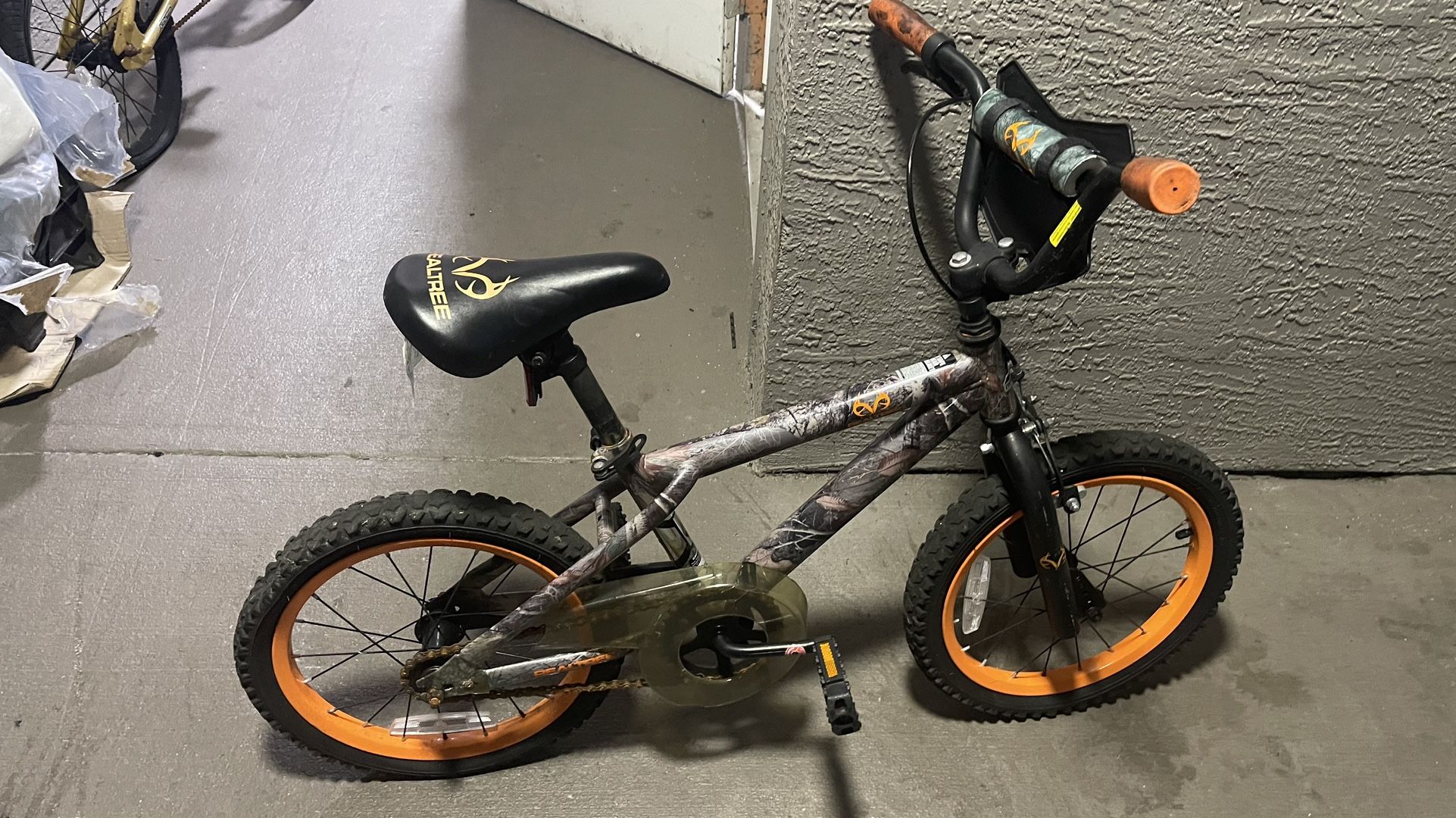 12” Bike For Free / Gratis