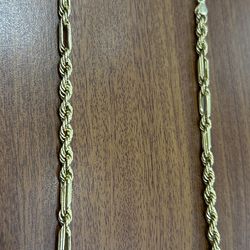 14kt Gold Chain 
