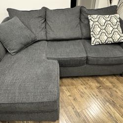 Interchangeable L Couch, Loveseat, Ottoman, 4 Pillows