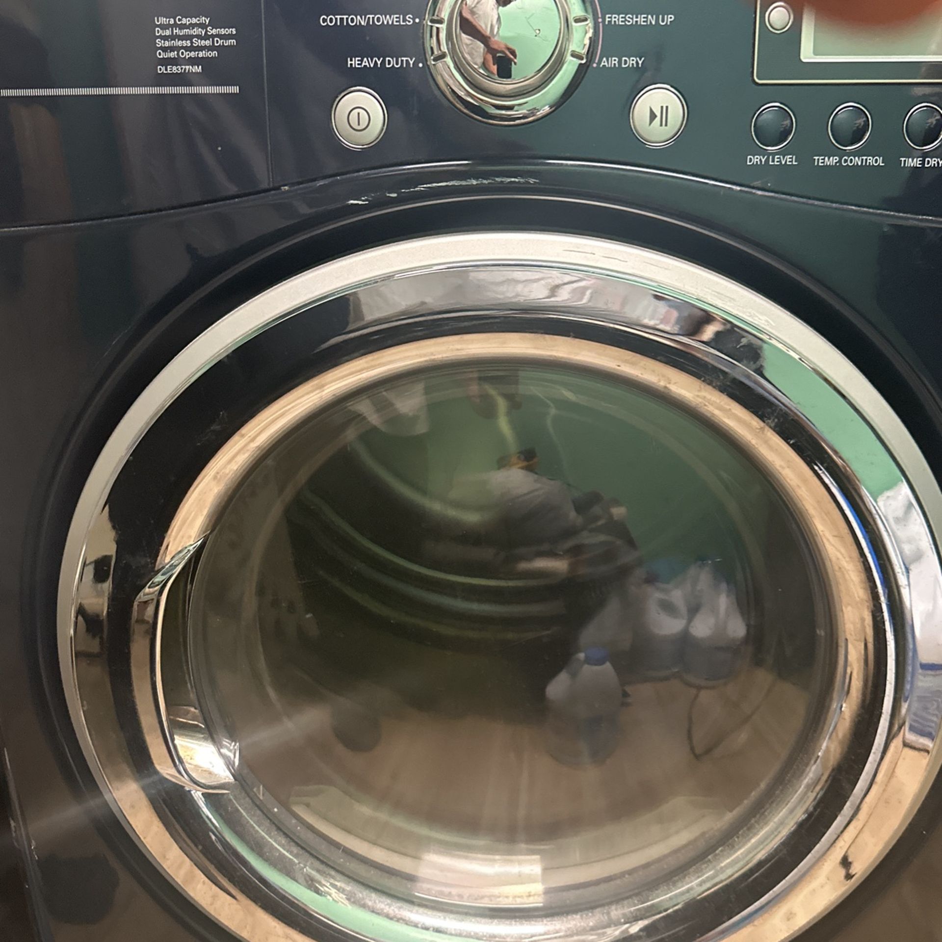 LG Electric Dryer