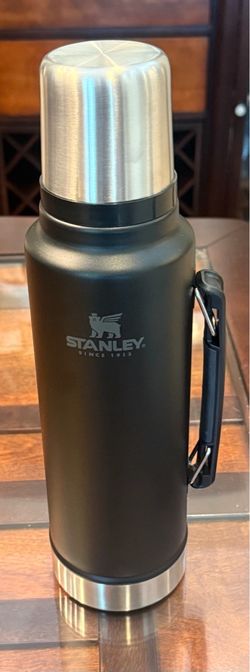 NEW Stanley Classic Legendary Bottle Thermos Matte Black Insulated [Insert Size, e.g., 1.5 QT / 1.4L