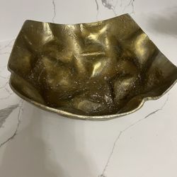 Gold Bowl Slight Stain As Showing In Picture