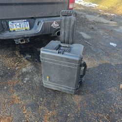 Pelican Box