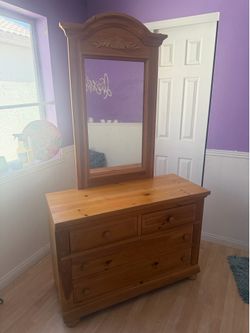 Broyhill dresser, mirror and night stand