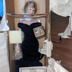 Official Princess Diana Porcelain Dolls