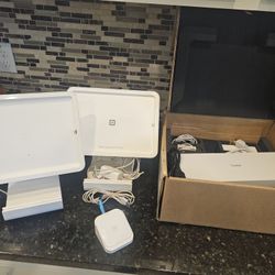 Square POS Stands And Wires 