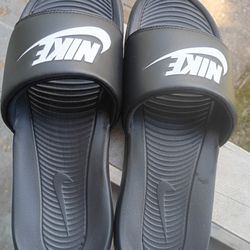 Nike Men's Slides 