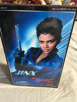 Die another day jinx Halle berry figure