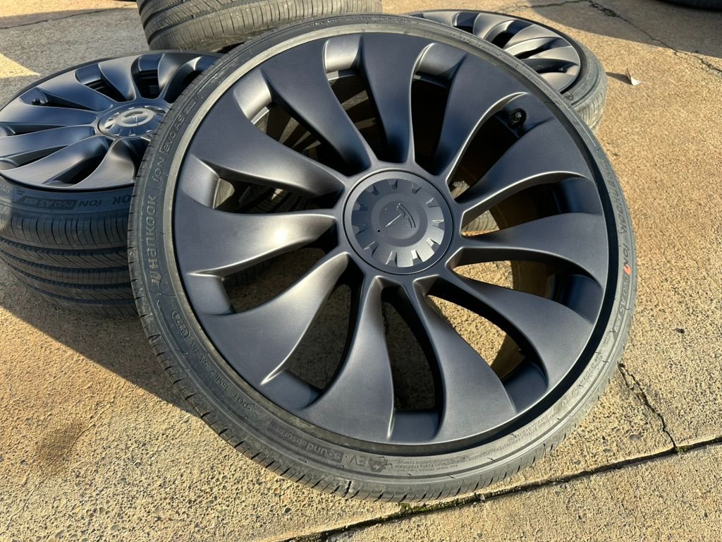 21" 2024 Model Y Performance Rims Hankook ION A/S Tires TPMS BRAND NEW