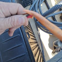 600 Volt ORANGE ELECTRICAL CORD .....