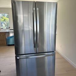 New LG Refrigerator 