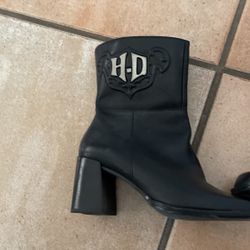 Ladies Harley Davison Boots 