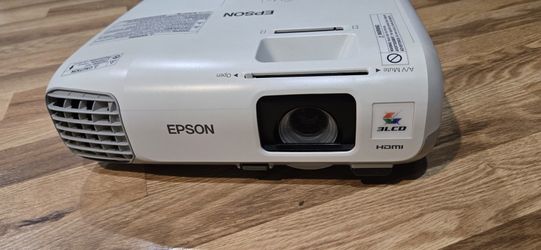 Epson PowerLite 965 Projector