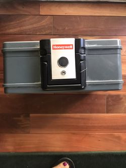 Honeywell safety box ( key is missing )