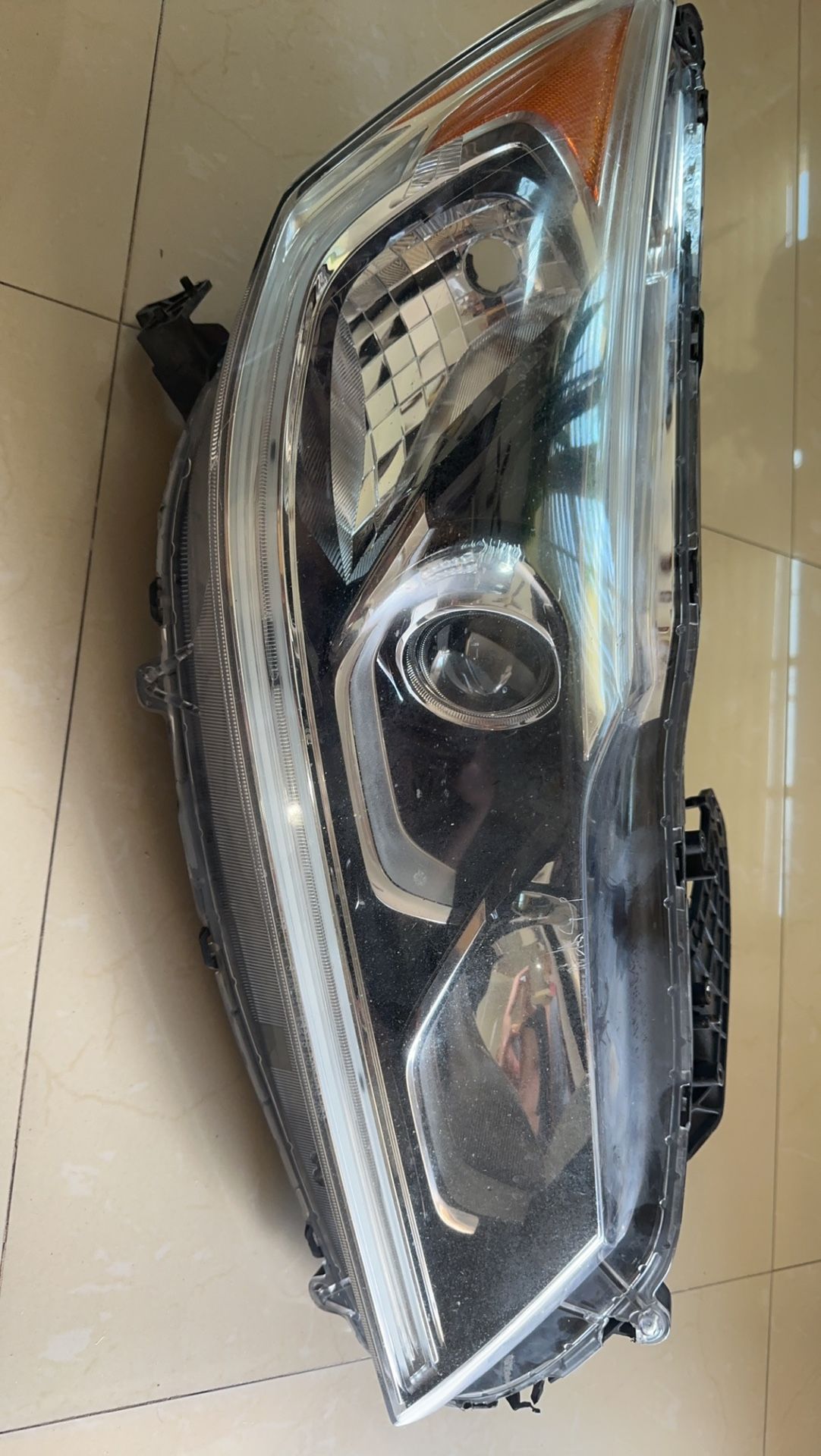 Halogen Headlight Rt Side Front 2017 Honda Accord