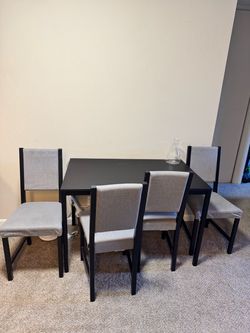 5-Piece Modern Dining Table Set – Black/Dark Brown Table with 4 Grey Padded Chairs