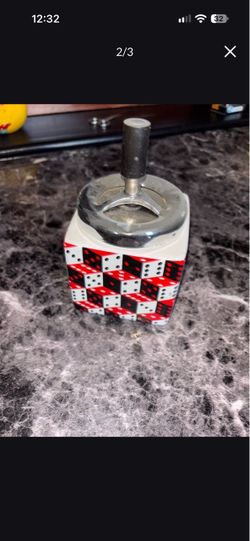 Dice Print Push-Down Spinning Ashtray