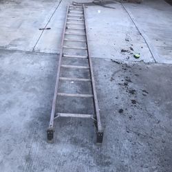 20ft Long Escalera Mitad