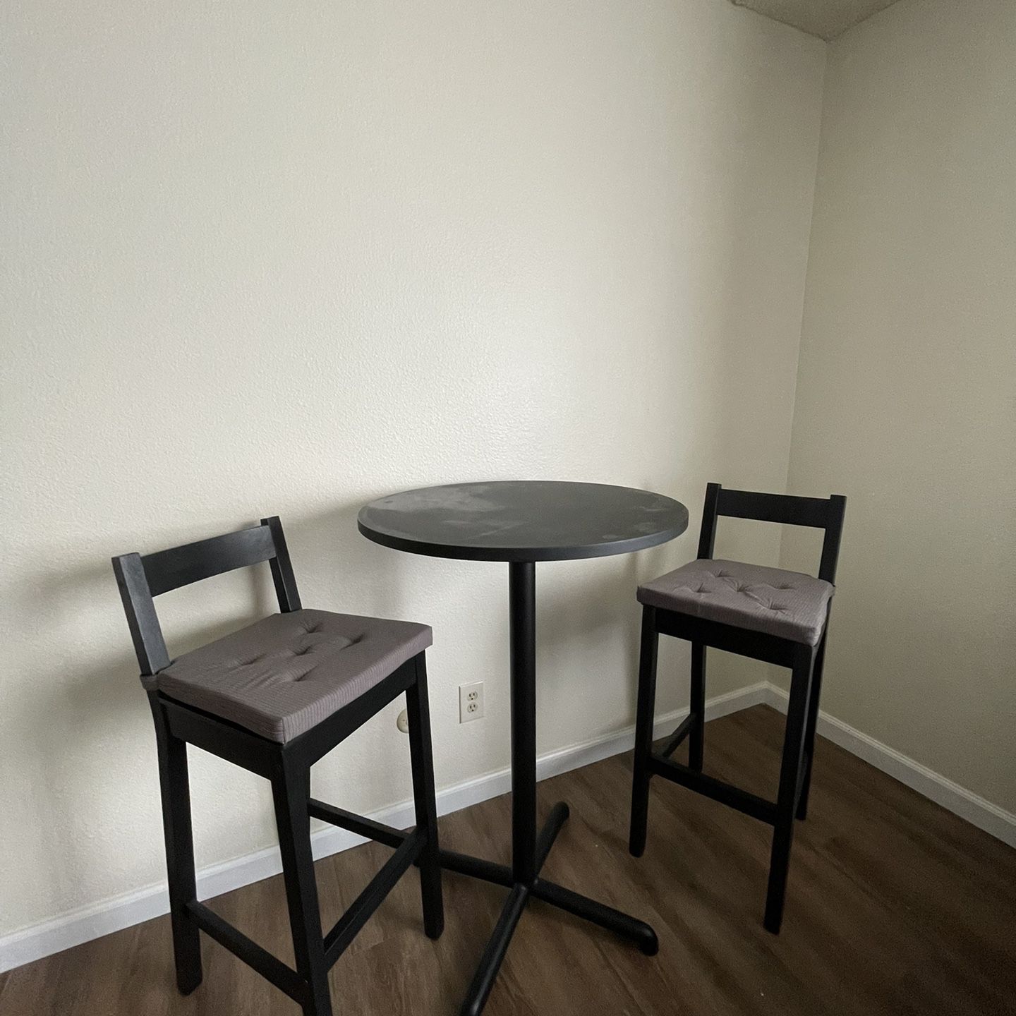 Ikea Bar Table And 2 Chairs 